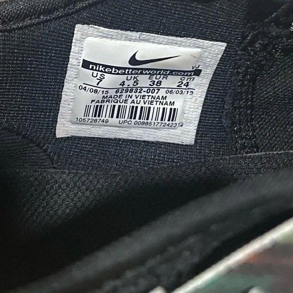 Nike | Free | Sneakers | Colorful - Picture 4 of 4